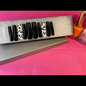 PrettySins Pretty and polished Press on Nails 💅